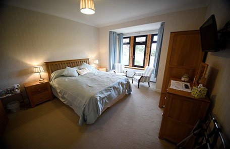 Storr Glass Studio provide Bespoke Glass Creations and Courses on Glass Making on Skye