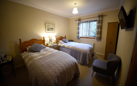 Storr Glass Studio provide Bespoke Glass Creations and Courses on Glass Making on Skye